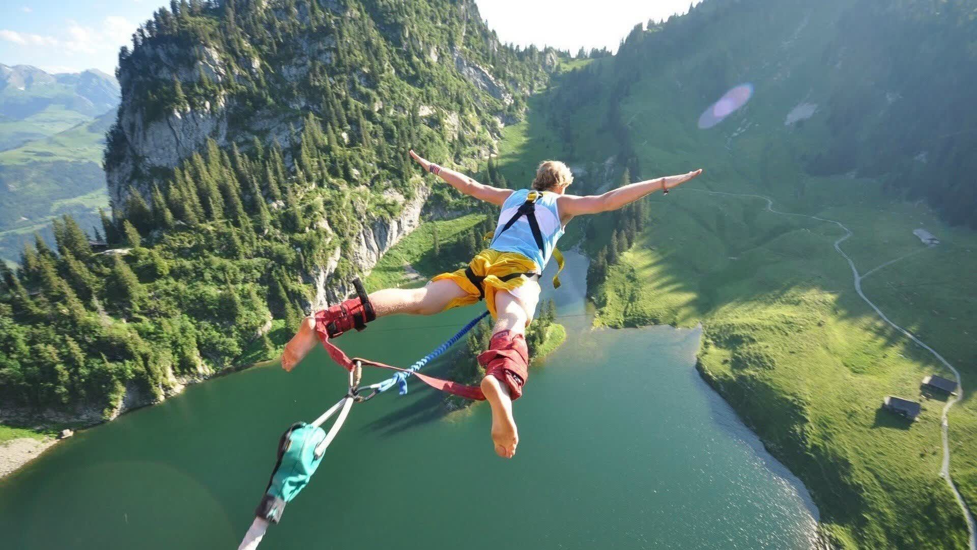 东契奇新规落地,独行侠王牌遭紧箍咒,联盟暗战一触即发